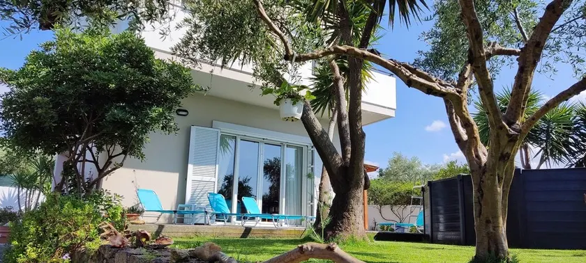 Villa LEVANTA, endroit calme et reposant à 1. 9 km de la plage la plus proche - Image 1