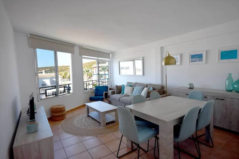 Beautiful Torreguadiaro Beach Front Apartment - Image 1