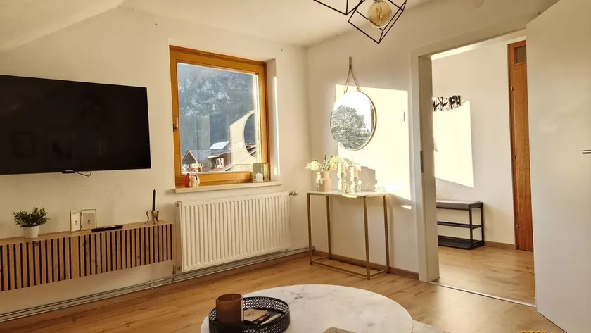 3 bedroom apartment - Image 1