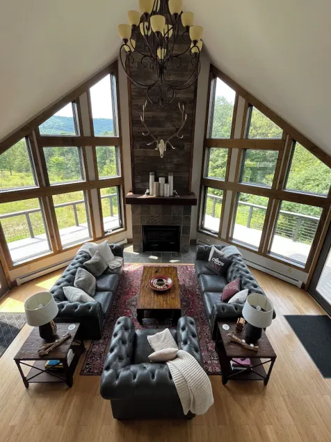 Crazy spacious hillside ski chalet! WOW-views and expansive wraparound deck!  - Image 1