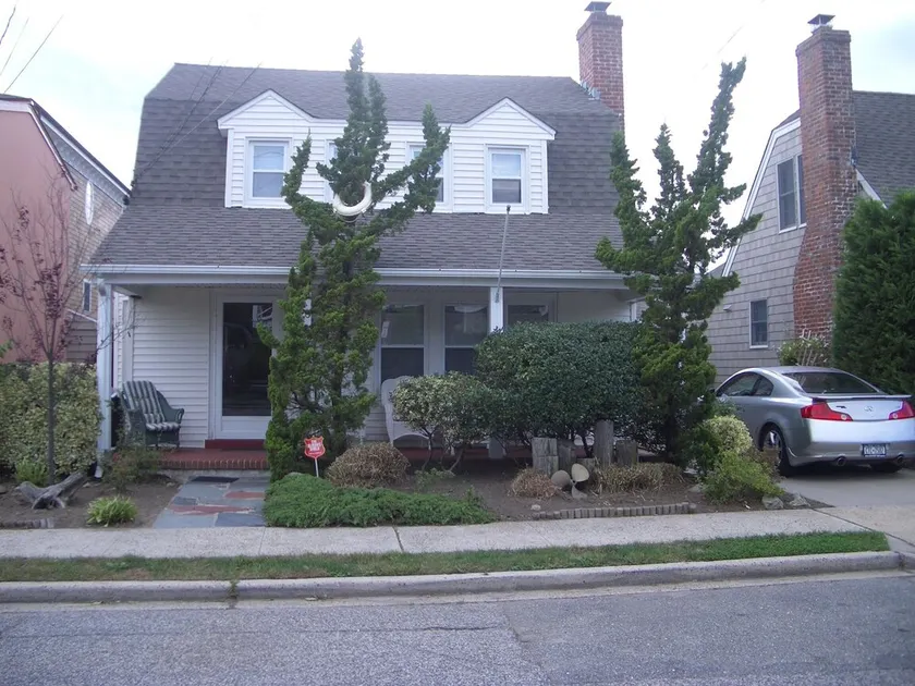 Privat Ocean Beach Home - Image 1