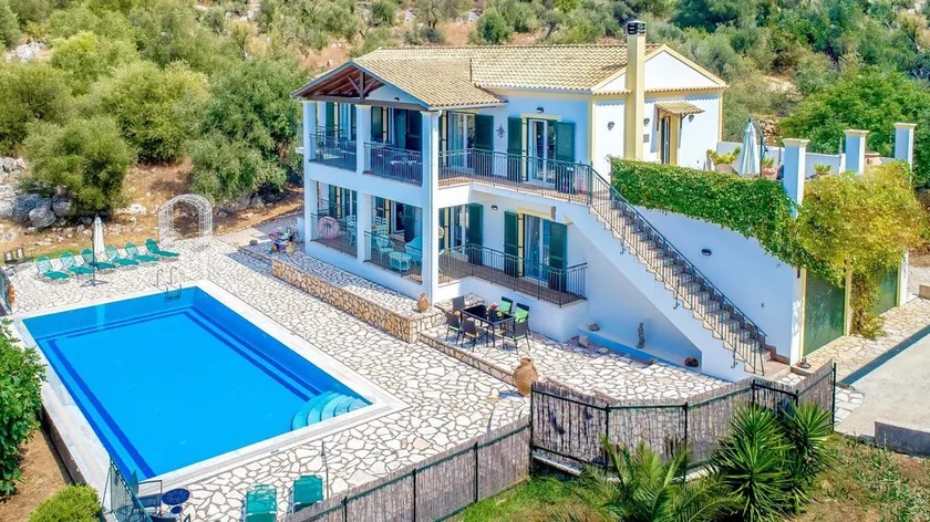 Villa Di Giovanni in Corfu by PosarelliVillas - Image 1