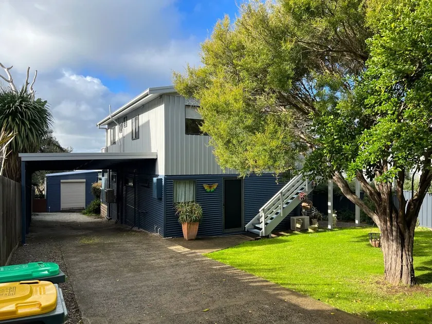 Kokomo - Family and dog friendly with great views in Smiths Beach - Image 1