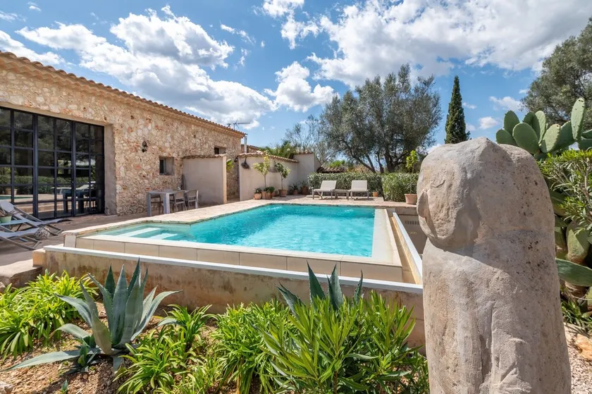 Casa de vacaciones 'Cascada' con vistas a la montaña, piscina privada y Wi-Fi - Image 1