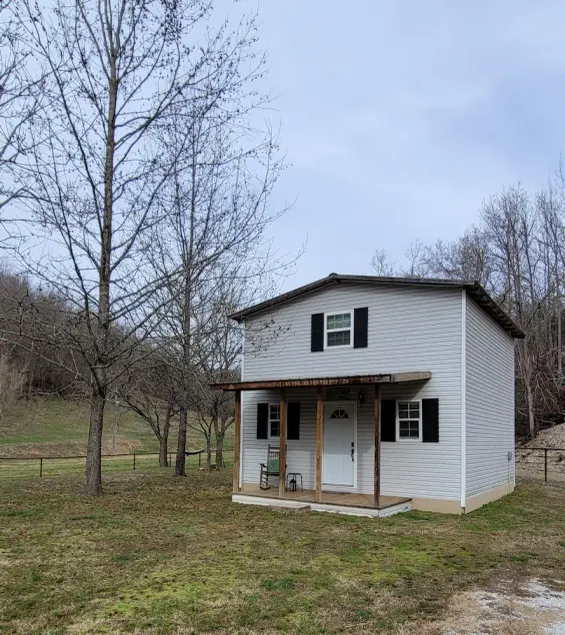 The Wee Nook, just 3 miles from Carver Landing! - Image 1