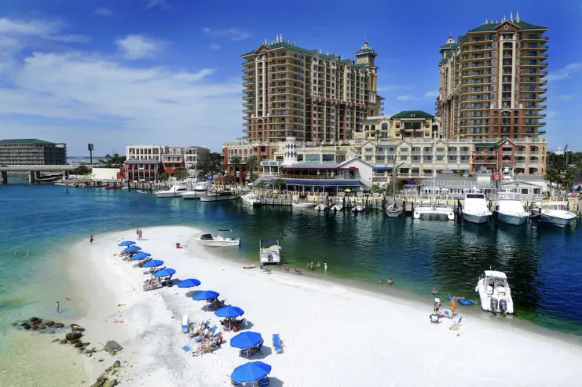 Beach view Condo.  Attractions of Harbor Village just out back door! - Image 1