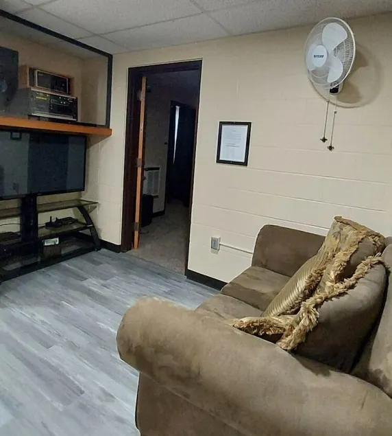 Quaint Apartment - 10 Min from Turkey Run and Shades, Pet Friendly - Image 1