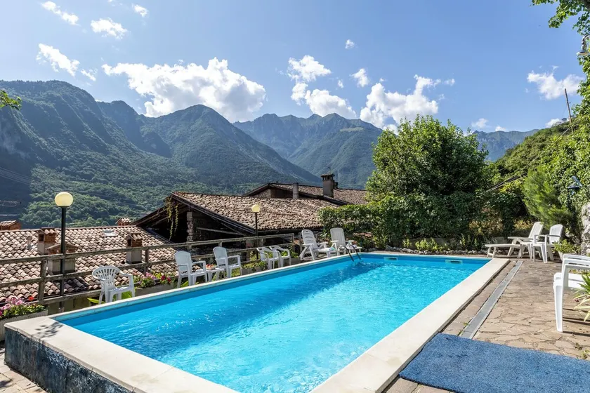 Il Nido dell'Artista Apartment with Pool - Happy Rentals - Image 1