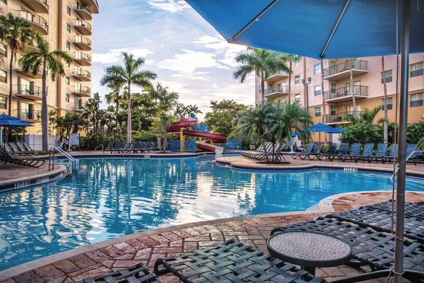Club Wyndham Palm Aire- 2 BR- Apartment with resort access - Image 1