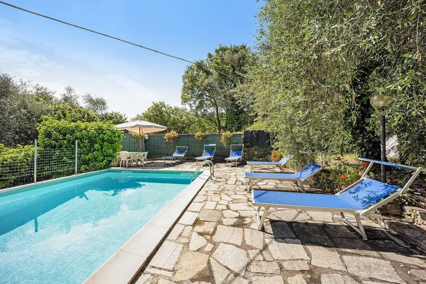 Holiday Home 'Paola E Del Poeta' with Shared Pool, Private Garden and Wi-Fi - Image 1