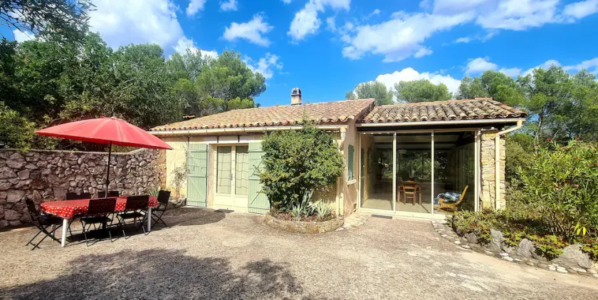 Recharge your batteries at \"Les Oliviers\" gîte, 3*, air-conditionned, with pool - Image 1