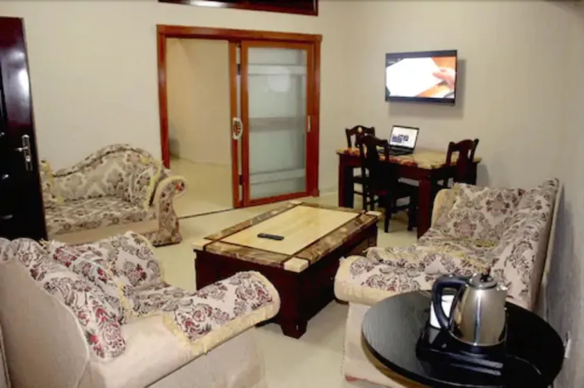 Corina Hotel - Image 1