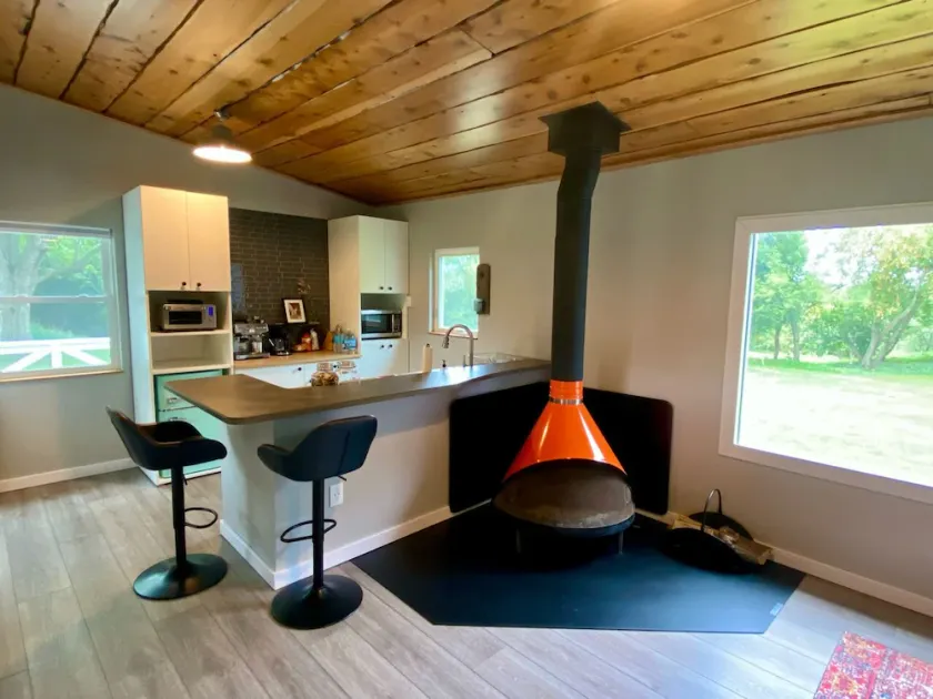 Private Bunkhouse on Small Charming Family Farm - Image 1