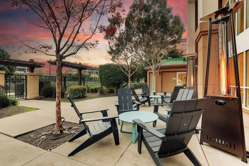 Two Family-friendly Units, Pets are Welcome! Close to Costaños Canyon Park - Image 1