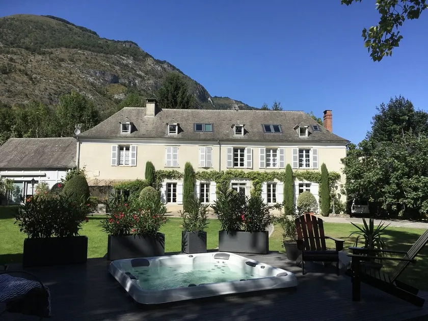 Magnificent villa with heated pool, jacuzzi and sauna, - 20% july/august - Image 1