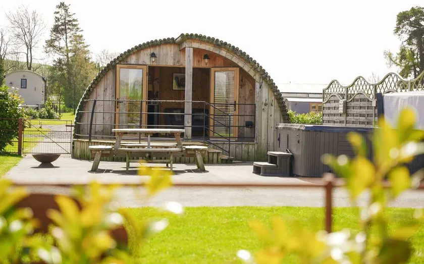Daisy -  a glamping pod that sleeps 4 guests  in 2 bedrooms - Image 1