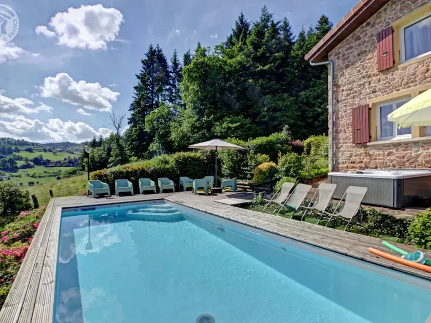 Maison de vacances spacieuse avec jardin et animaux admis - Image 1
