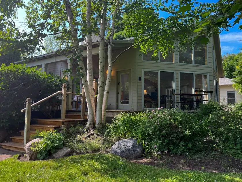 Pennsylvania Avenue Place - Large cottage close to town! A/C + WIFI - Image 1