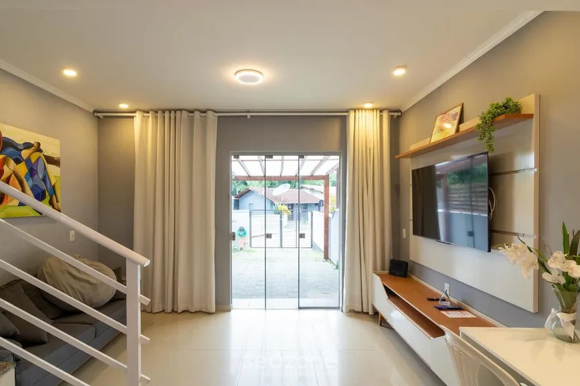 Casa c/ 3Qts, 650m do Shopping em Blumenau NCS0003 - Image 1