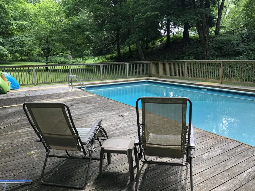 Private Kent Getaway With Views, Pond & Pool - Image 1