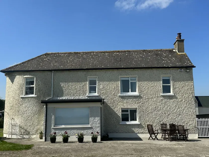Beautiful Farmhouse an Hour’s Drive From Four Irish Cities - Image 1
