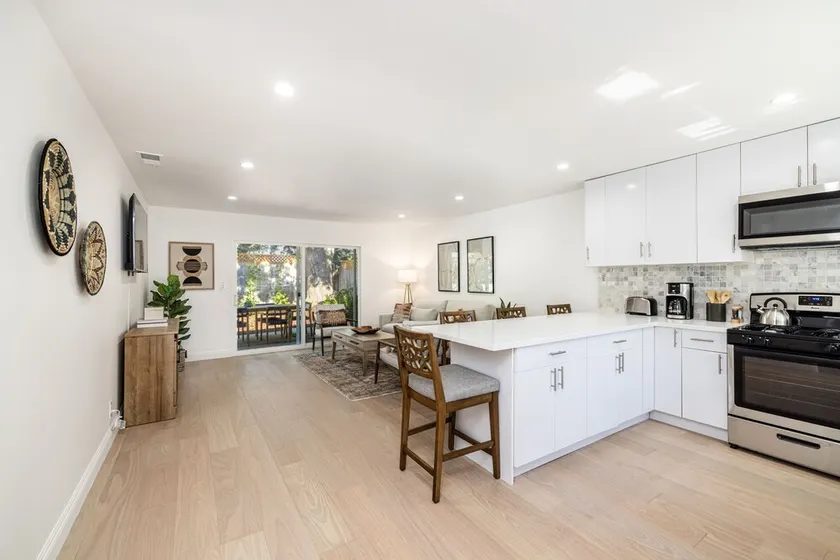 Two Bedroom Home Near Beach (Santa Barbara) - Image 1