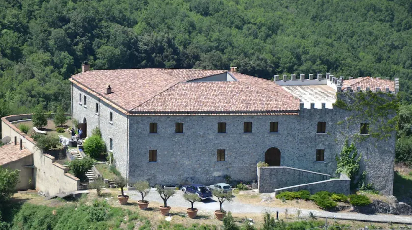 Castle of Sanseverino Perincipi - Image 1
