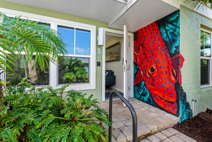 3 Bedroom/2 Bath Villa (Ground Level) - Unit 5/B - Image 1