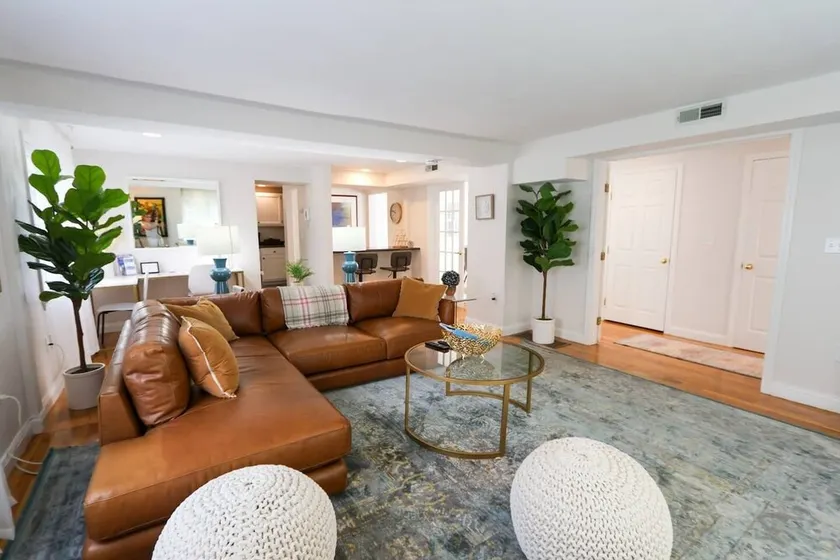 Single family,3 bed, 3 bath,Harvard, MIT,hospitals - Image 1