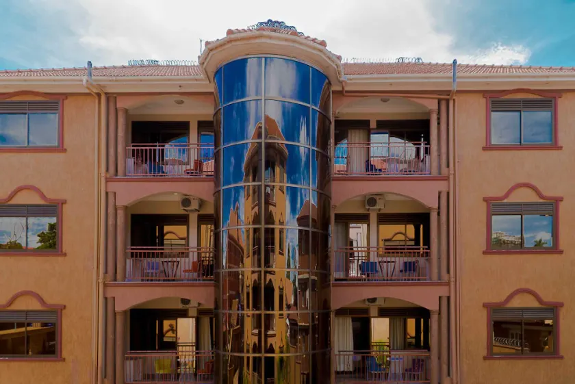 Jarin Hotel - Image 1