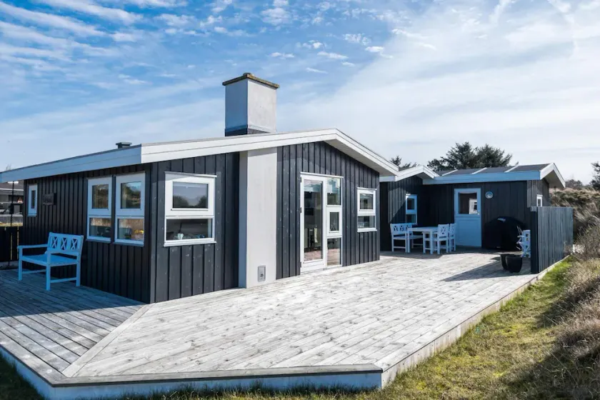 4 person holiday home in Fanø-By Traum - Image 1