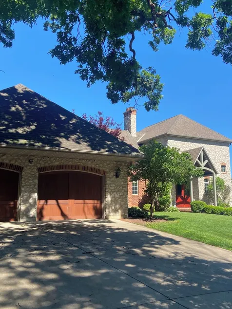 Quincy Luxury Huge Magnificent Mansion mit Blick auf Mississippi River! - Image 1