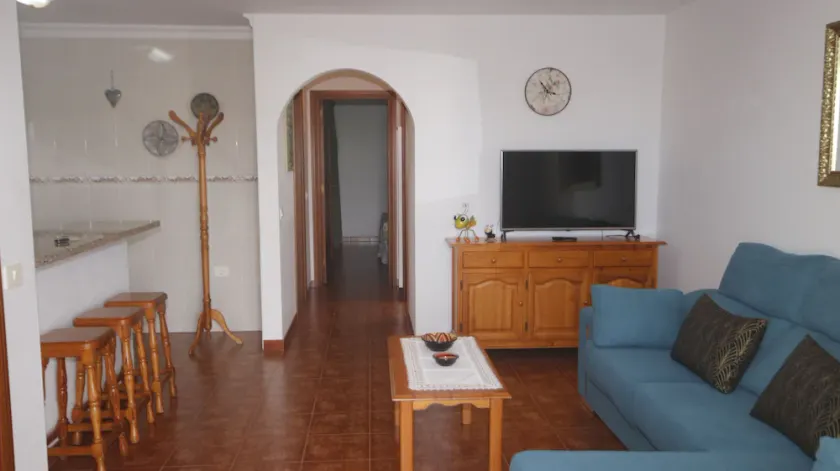 APARTAMENTO FAMILIAR - Image 1