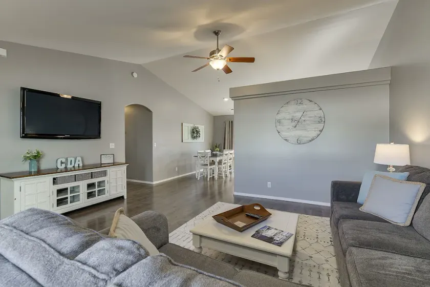 Exceptionally Clean and Relaxing Home with all the Amenities! - Image 1