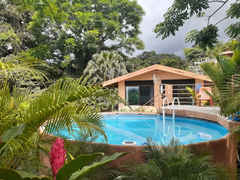 Un refuge romantique dans la jungle juste pour deux personnes, des vues spectaculaires et une randonnée gratuite dans la nuit! - Image 1
