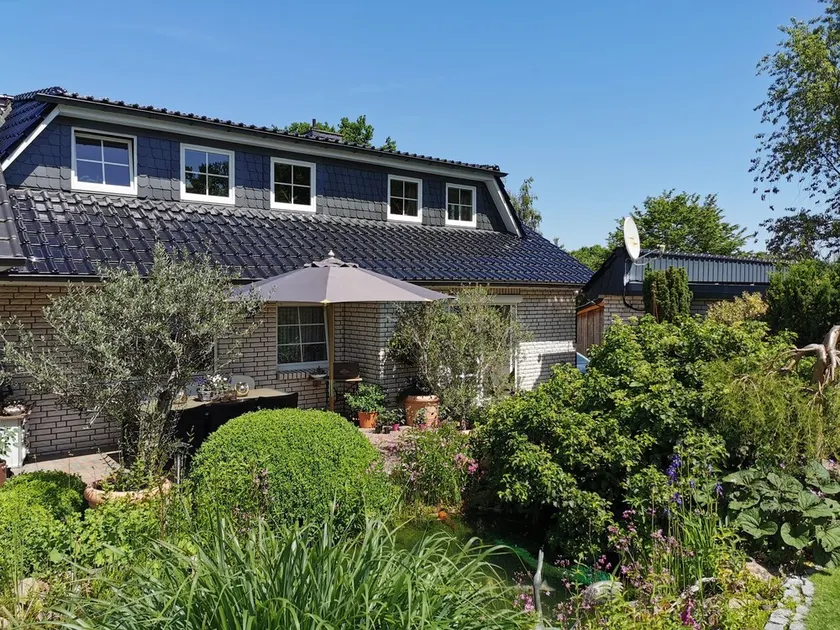 Vacation apartment \"Sonnengarten\" - garden oasis for rest and relaxation   - Image 1