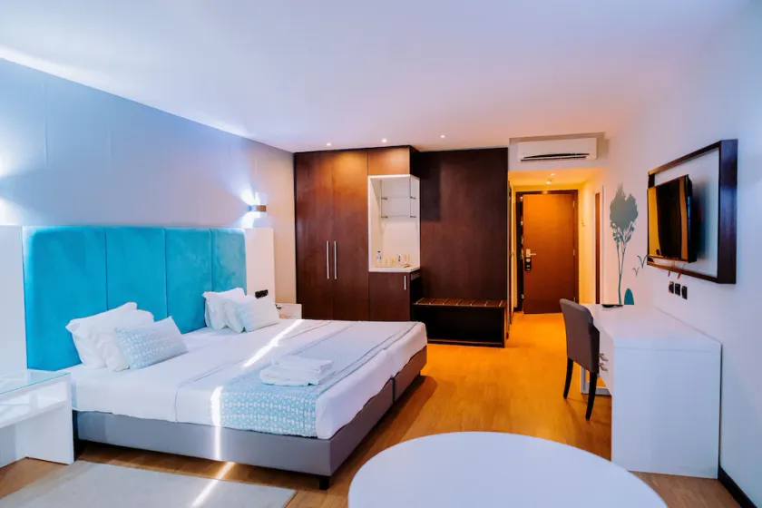 Beira Terrace Hotel - Image 1