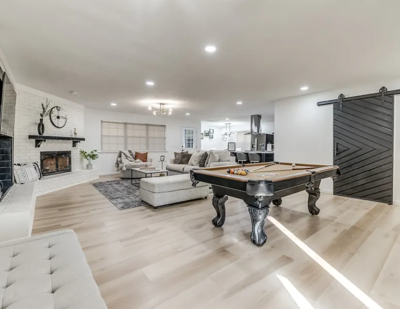 Chic OKC Retreat Near Lake Hefner -Family Friendly - Image 1