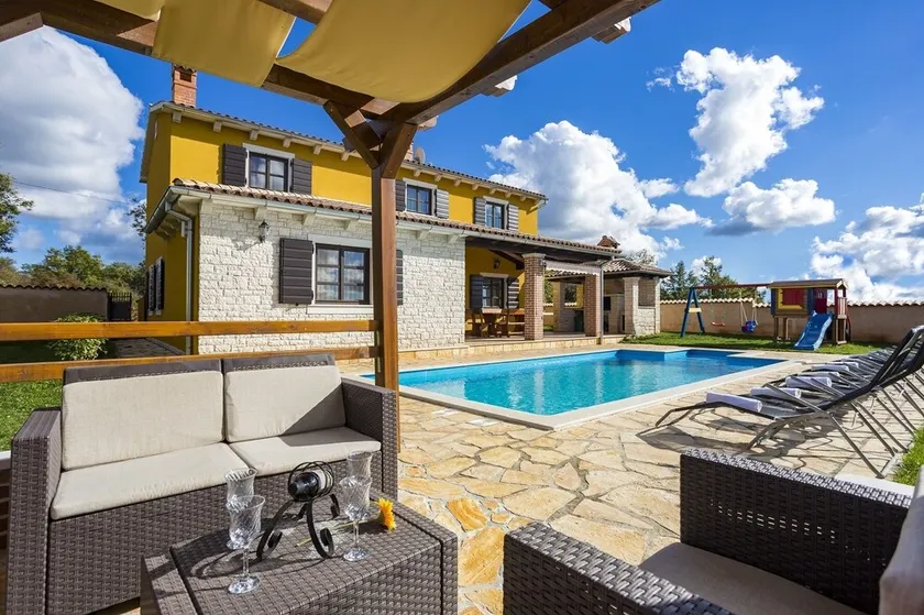 Villa Joze - Beautiful Villa, ideal for families with children - Image 1