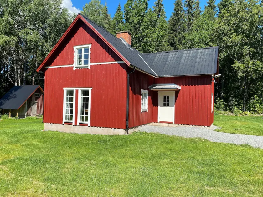 Beautiful vacation home in the countryside - Image 1