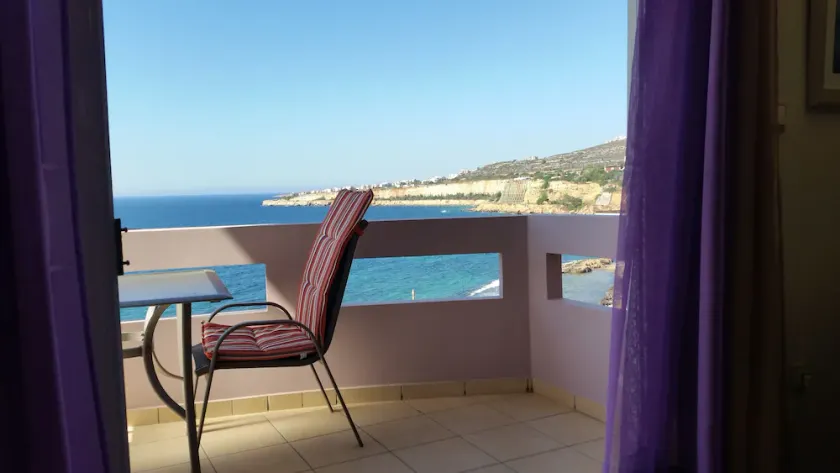 Amazing Sea View Apartment - Image 1