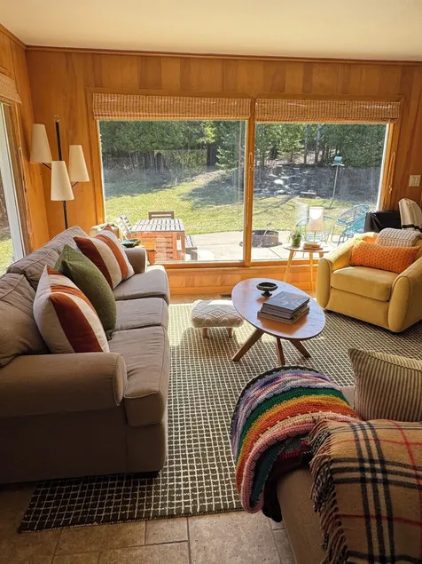 Opdateret Retro Retreat! Indendørs og udendørs pejs, baghaven oase med vandfald - Image 1