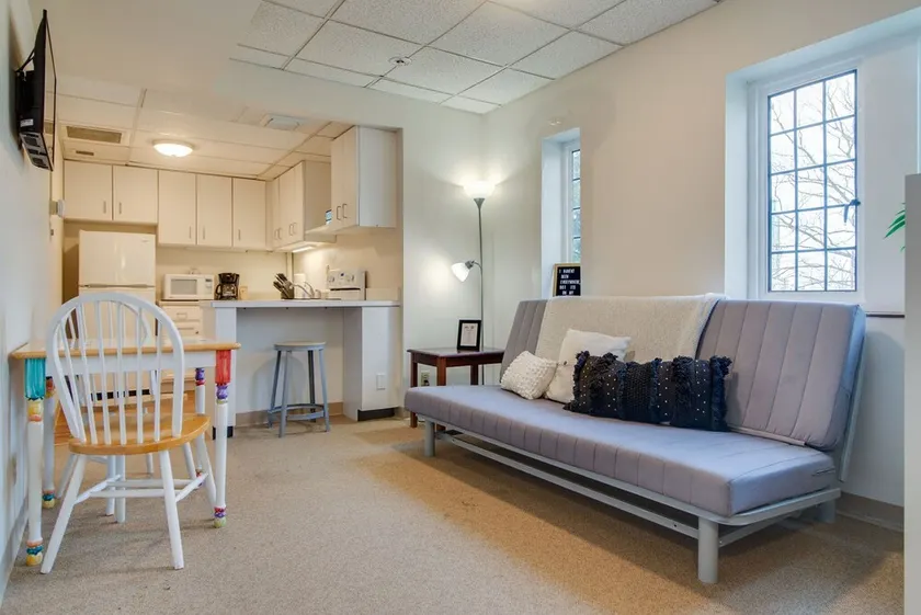 New Listing!! - 1 Bedroom Apt at the Historic Scarritt Bennett - Image 1