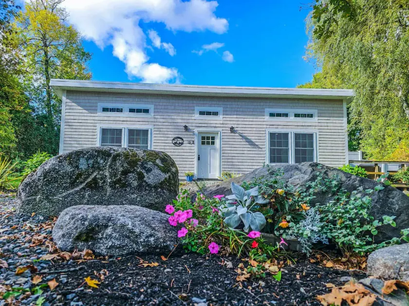 Cozy Cottage on Lake Sebasticook - Image 1