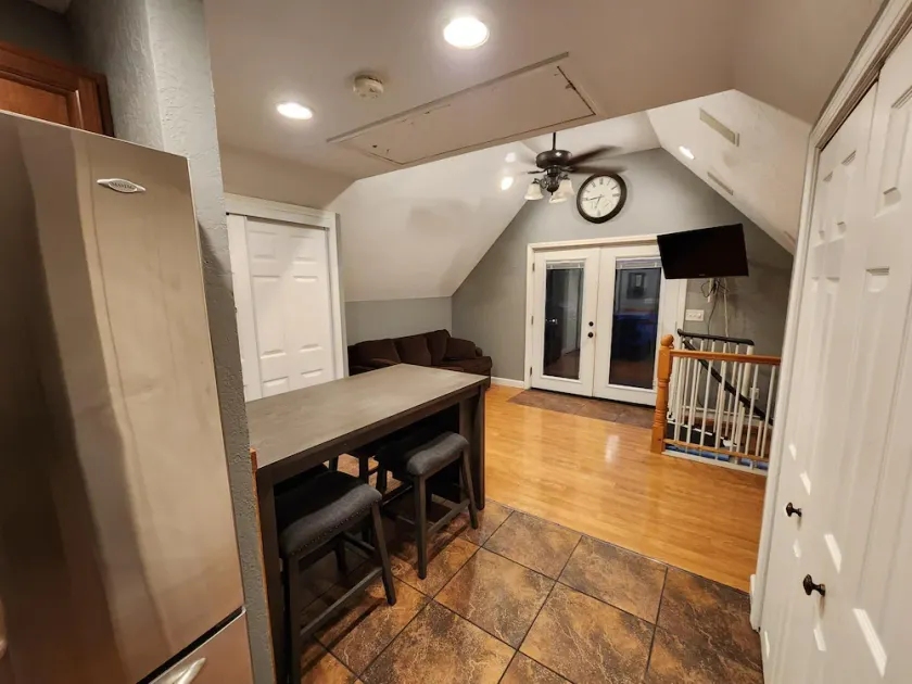 Hidden Gem- with the best view of Lake of Egypt! - Kayaks included/1 bed/1 bath! - Image 1