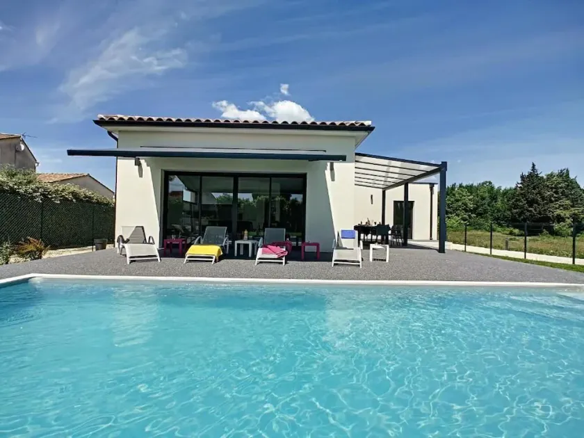Villa in Provence with private pool + terraces - Image 1
