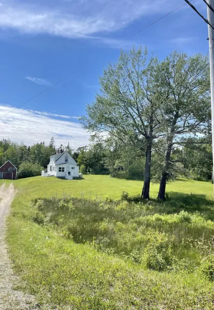 Updated 1900's School House in Central Cape Breton w/ wifi and air conditioning - Image 1