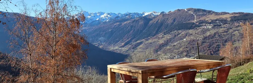 Chalet Les Pyramides - Image 1