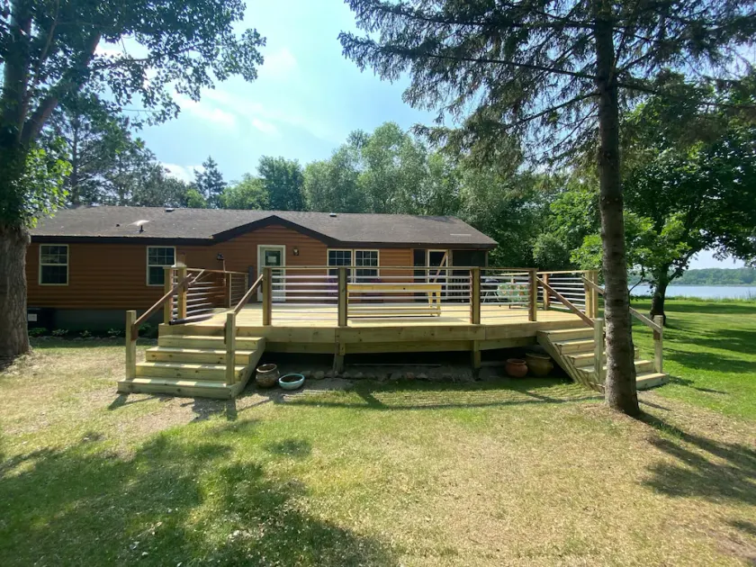 Private Two-Cabin Retreat, Lakeside Sauna & Historic Boathouse, Beach,Volleyball - Image 1