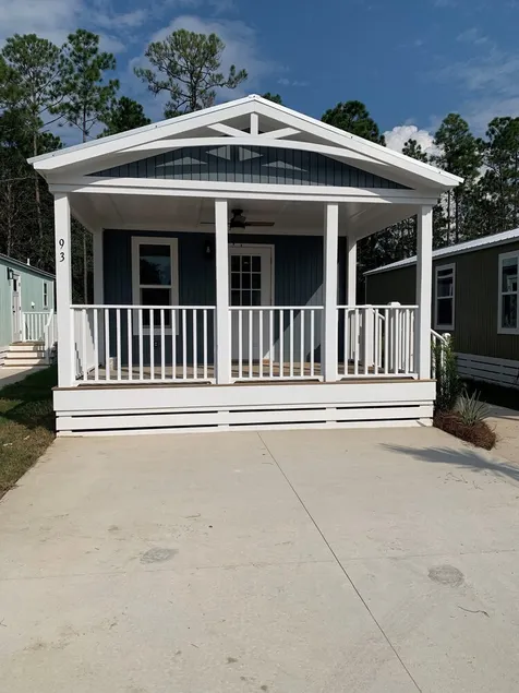 Short drive to the beautiful 30-A beaches!! Cozy Riverwalk Landing Cottage 2-B - Image 1